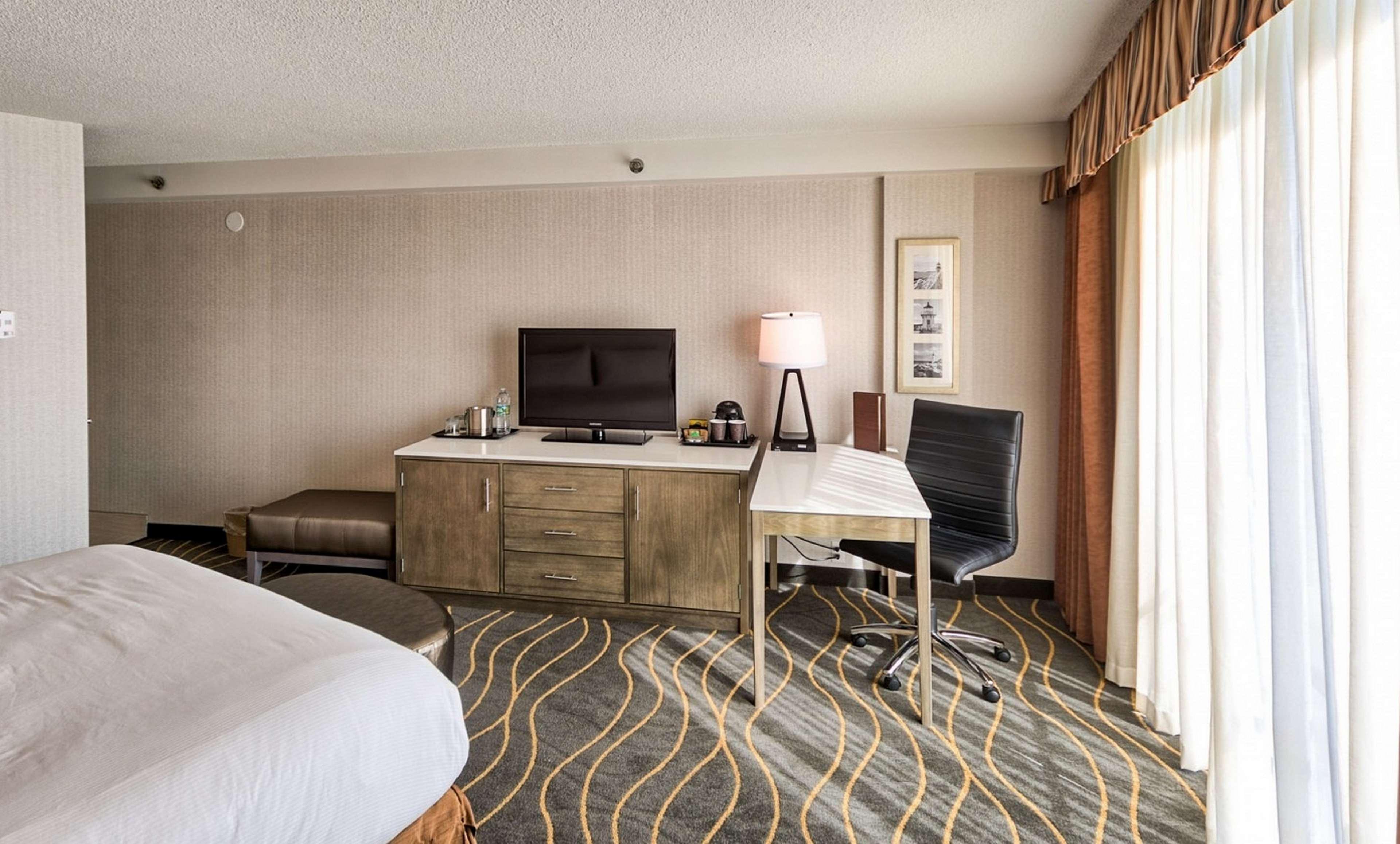 Doubletree By Hilton Portland, Me Hotel South Portland Exterior photo