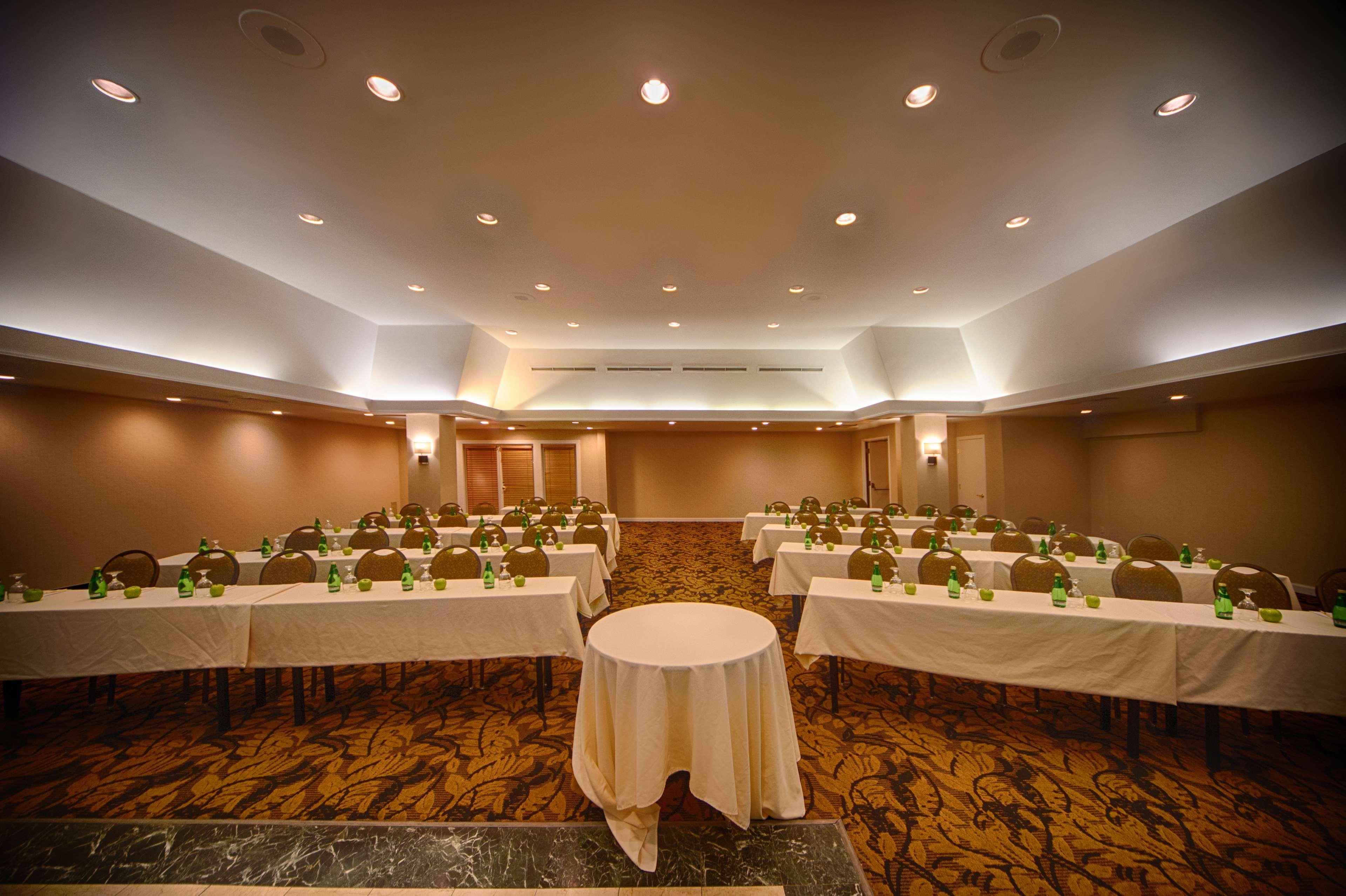 Doubletree By Hilton Portland, Me Hotel South Portland Exterior photo